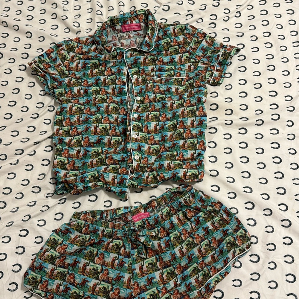 Buckskin babes pj set